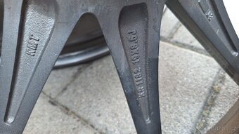 Alu kola BMW 19" 5x120 8,5J ET40 JapanRacing E90 - 10