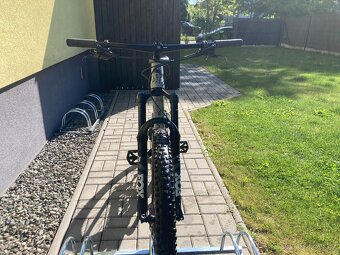 Canyon Neuron 7 AI trail-bike ve skvělém stavu L - 10