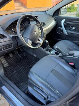 Renault Fluence - 10