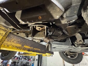 Nissan pathfinder 2006 - 10