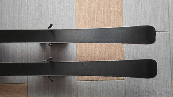 Sjezdové lyže Elan Speedwave Ten model E28, 168cm vč. vázání - 10