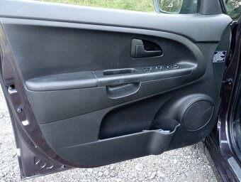 Kia Venga 1.4 CRDi/66kW - 10
