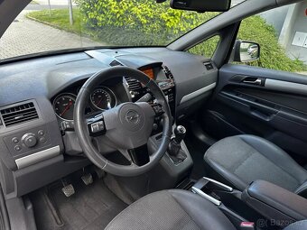 Opel Zafira 1.7 CDTi 92kW 7 míst Kůže Xenony Tažné Rok 2011 - 10