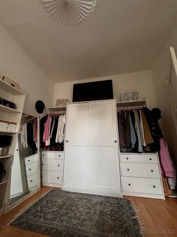 Pronájem zařízeného 2+kk s balkónem, 60m2 – Smetanovo náb. - 10
