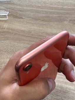 iPhone XR 256GB (nová barterie) zaruka 1rok - 10