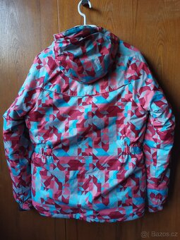 Luxusní barevná dětská lyžařská bunda značky Loap - 10