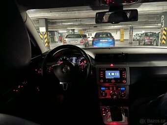 Volkswagen Passat 2.0 TDI - 10
