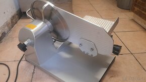 Nářezový stroj - nářezák RM Gastro GMS 275, šnekový - 10