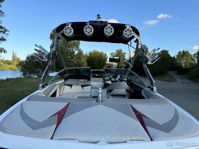 Prodam Mastercraft X2 -surf systém GEN II - 10