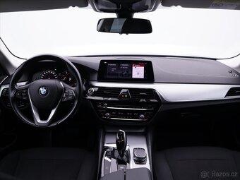 BMW Řada 5 2,0 520i 135kW Aut. Navi LED (2018) - 10