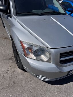Dodge Caliber - 10