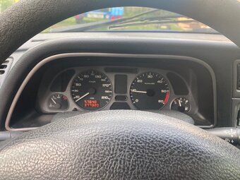Peugeot 306 kombi 1.9D - 10