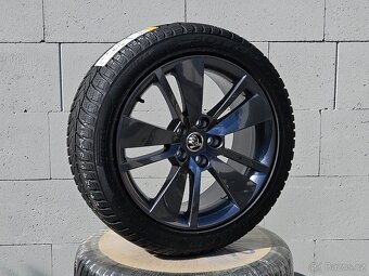 Pěkná nová zimní orig alu Škoda Superb 3, Pirelli 235/45/18 - 10