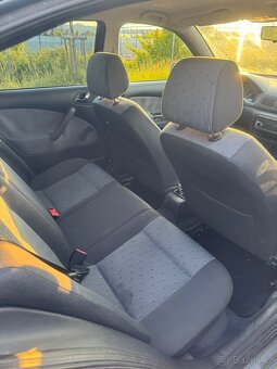 Škoda Octavia I 1.6 75 kW, benzín – STK do 6/2026 – 45 000 K - 10
