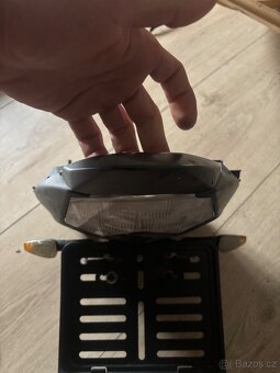 Predni a zadni svetlo na Kawasaki Zx10R Ninja 08-10 - 10