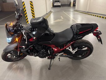 Honda CB750 Hornet 2023 nadstandard výbava - 10