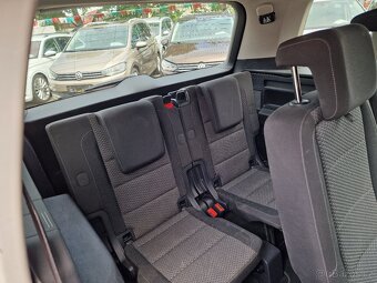 VOLKSWAGEN TOURAN 1,6TDI 81KW 7 MÍST NAVI - 10