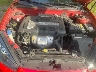 Hyundai coupe 2.0 - 10