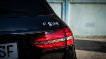 MERCEDES E63S AMG FORMATIC+ - 10