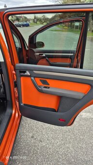 Prodám VW CrossTouran 1,4 TSI 125 kw - 10