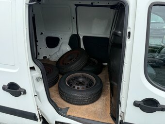 Fiat Doblo 1.9 JTD 88Kw 2x Šoupačky - 10