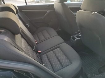 Škoda Octavia 1.6 i - 10