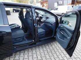 Ford C-Max grand 1,6 benzín - 7 míst - 10