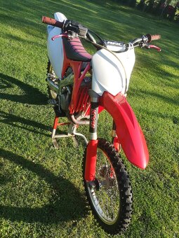 Honda CRF 450R, r.v. 2009, el. vstřikování. - 10