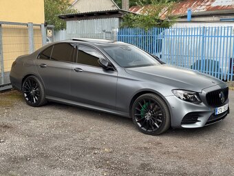 Mercedes Benz E400 AMG - 10