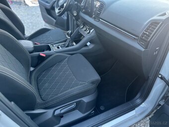 ŠKODA KAROQ SPORTLINE 1.5TSI BENZIN cockpit canton m2021 - 10