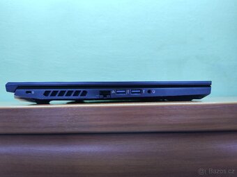 Predator Helios RTX-3080,i7,1TB,RGB-CZ,Kovový. - 10