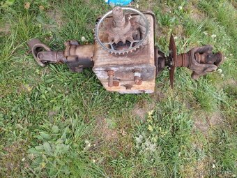 GAZ 69 ARO, rám na motorky, uhlová skříň - 10