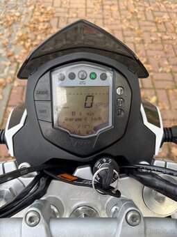 KTM Duke 125 - 10