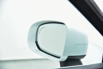 XC60 2.0 B5 mHEV Inscription AWD A/T, Hammer LED, 360kam - 10