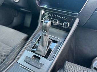 ŠKODA SUPERB III 2.0 TDI 140 KW MATRIX COCKPIT m2021 - 10
