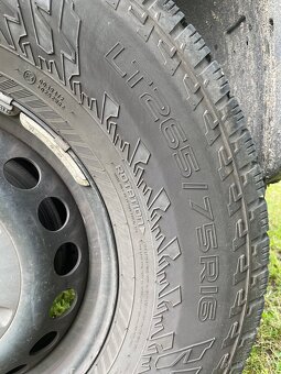 Kola Sprinter 4x4 265/75/16 zimní Nokian - 10