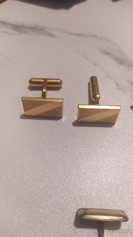 Prodám luxusní manžetové knoflíky 19s - 10