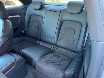 Audi A5 2,0 TDi / S-line / VÝHŘEV / AUT8 / 2015 - 10