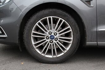 Ford S-MAX Vignale - 10
