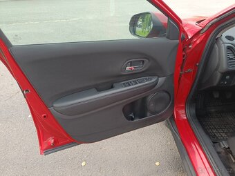 Honda HR-V 1.5i-VTEC Comfort, ČR - 10