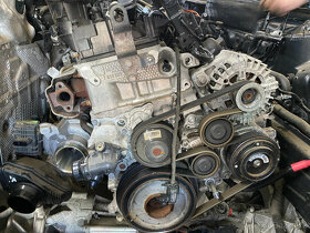 BMW MOTOR N57N D30A 190KW F10 F11 F15 F07 F25 69700KM - 10