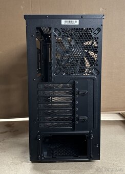 pc skříň be quiet Pure Base 500 Black - 10