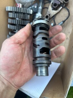 Prevodovka na dily na Suzuki Gsxr 1000 05-06 - 10