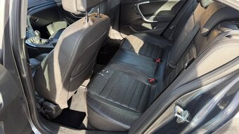Opel Insignia - 10