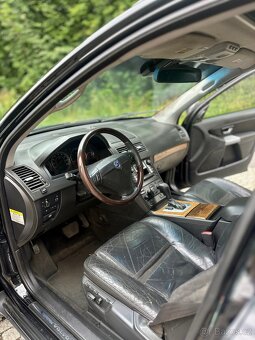 VOLVO XC90, 4x4, 7míst, LPG, tažné, servis, top - 10
