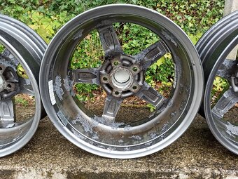 ALU disky 16“ - rozteč 5x112 – OCTAVIA, GOLF, AUDI A3, A4 - 10