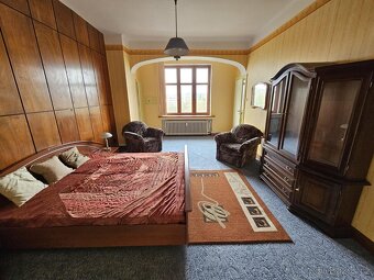 Elegantní prvorepublikový byt k pronájmu 140 m2 – Americká t - 10