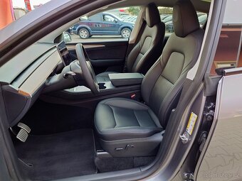 Tesla Model Y 2023 Performance - Berlín 393kW - 10