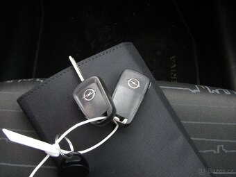 Opel Meriva 1.6i ,  74 kW benzín, 2013 - 10