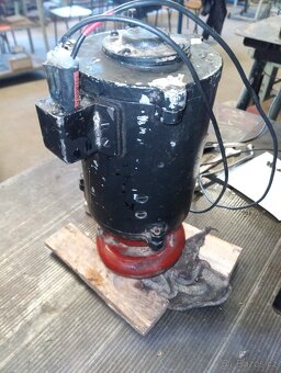 Čerpadlo na vodu - 10